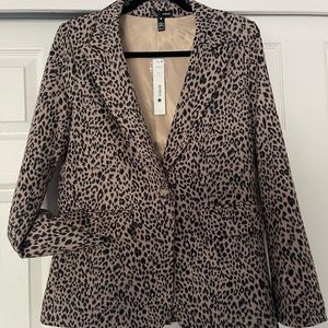Aqua leopard print blazer with beige satin lining